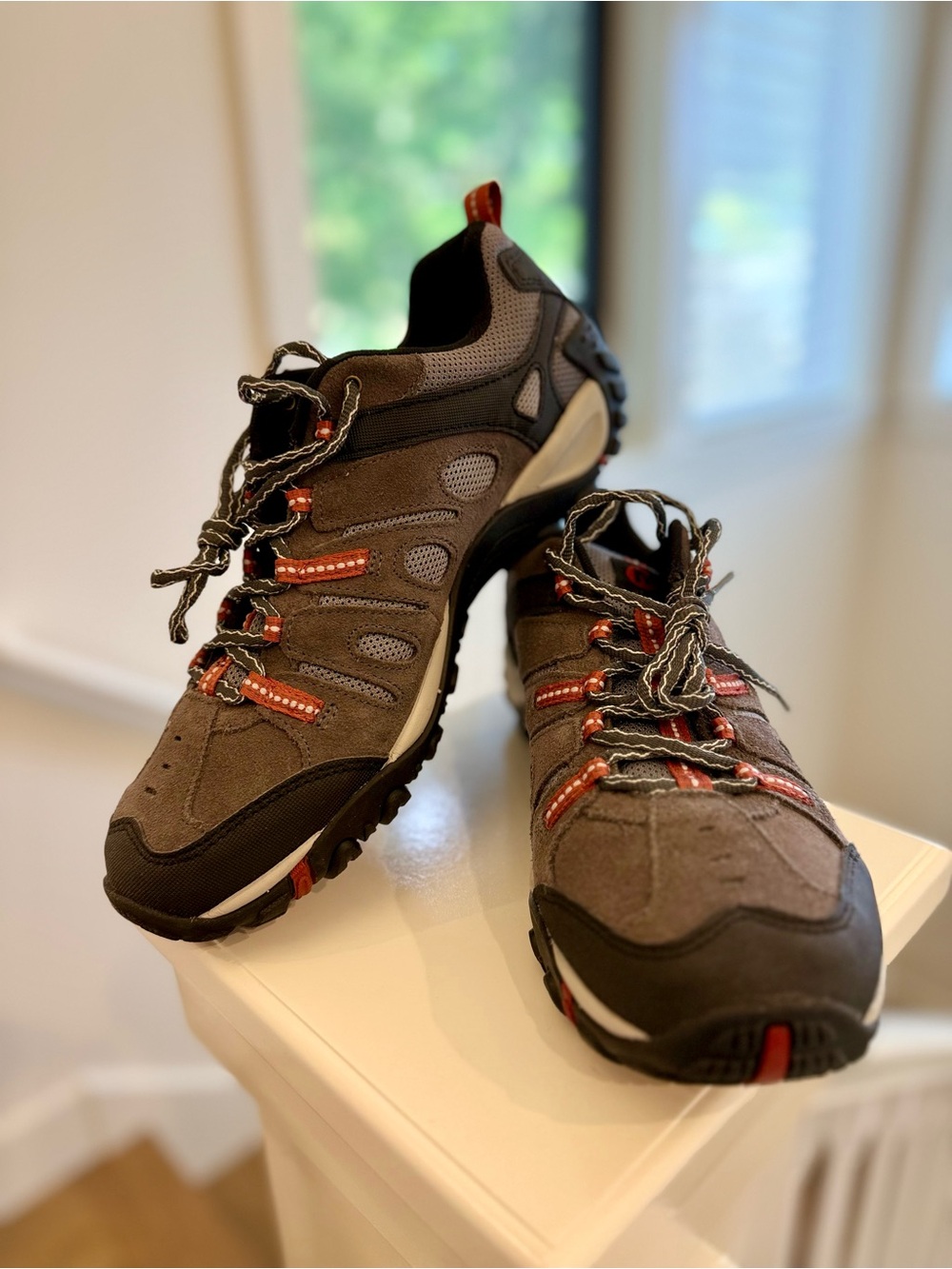 Brand New Merrell Men’s Trail / Hiking Shoes Brown Gray Orange Size 10.5